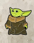 Pin Wars Mando Yoda Jedi Sci-fi Cartoon Movie Tv Enamel Pins Hat Pins Lapel Pin Brooch Badge Festival Pin