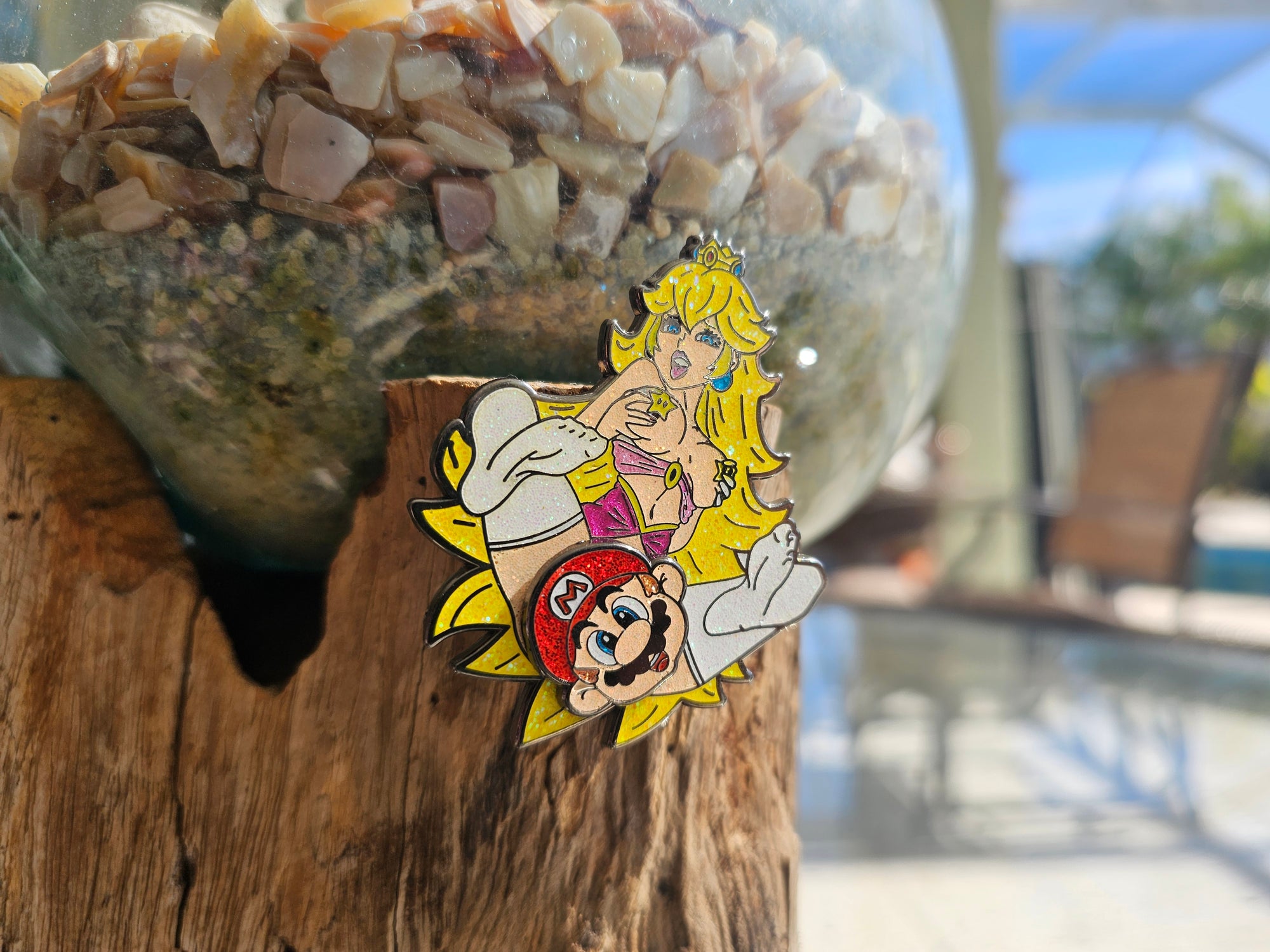 Peaches &amp; Cream Mario Video Game Kinked Princess Sexy Peach Spinner Glitter Enamel Pins Hat Pins Lapel Pin Brooch Badge Festival Pin