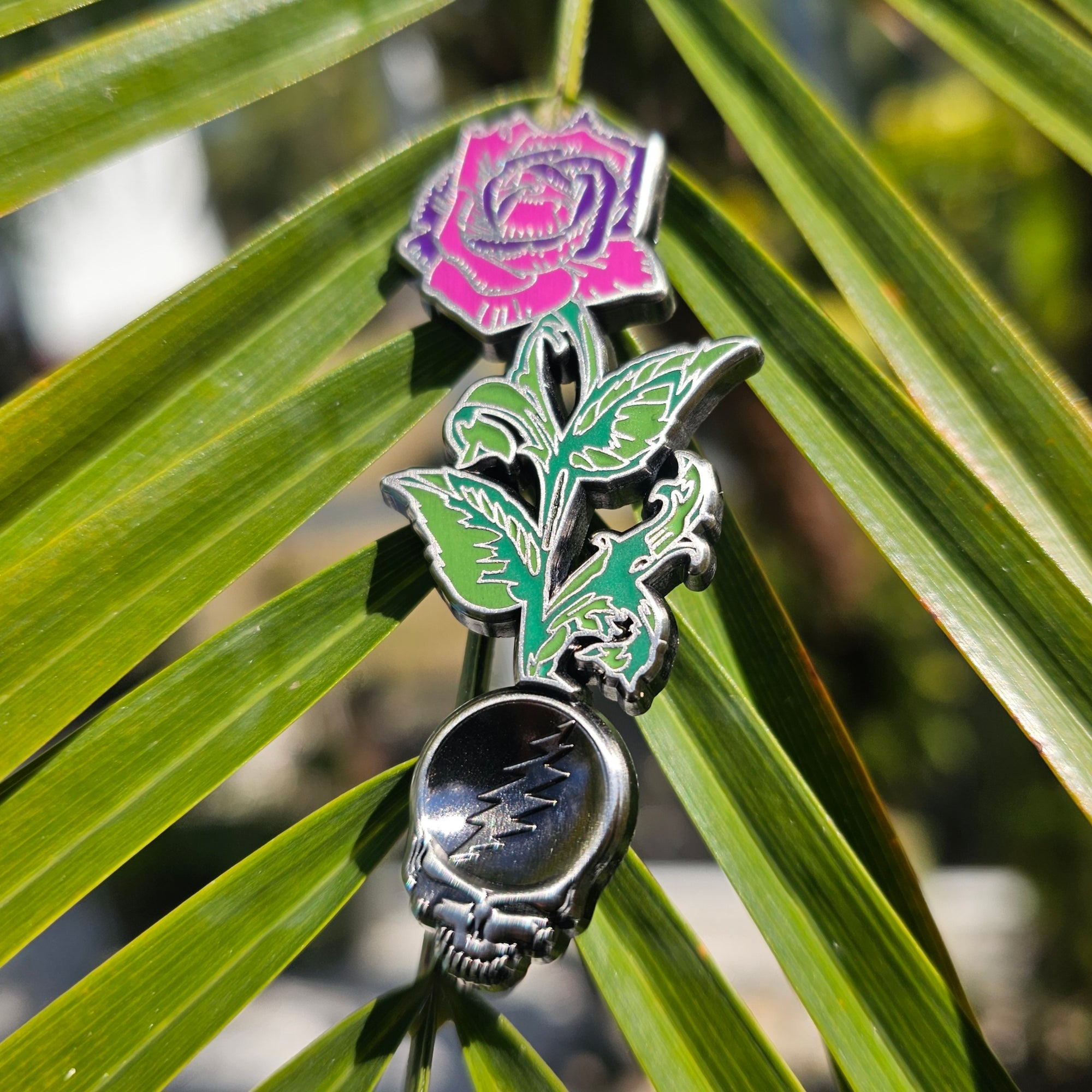 Forever Grateful Blooming Rose Stealie Seed Dead Head Skull Mini Spoon Enamel Pins Hat Pins Lapel Pin Brooch Badge Festival Pin